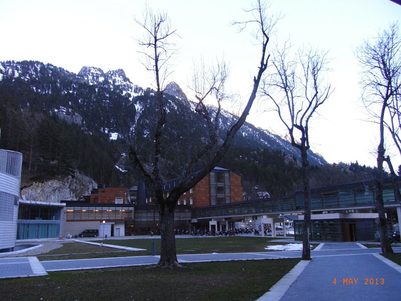 R1035681